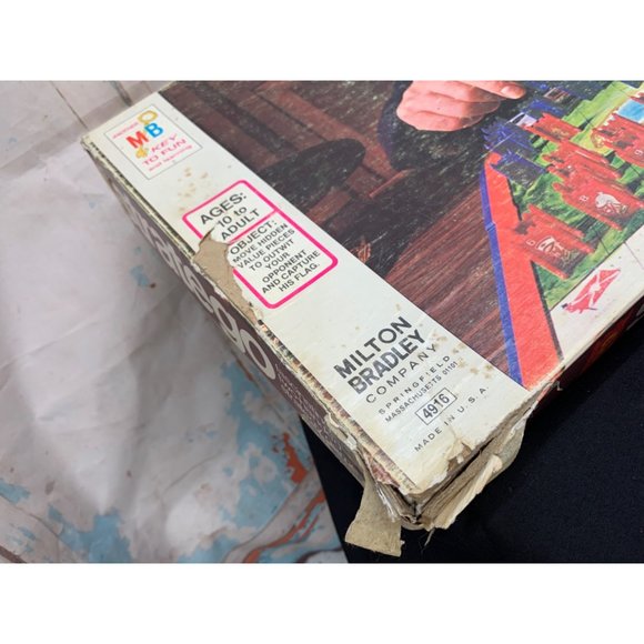 Stratego Board Game Milton Bradley - Picture 2 of 9